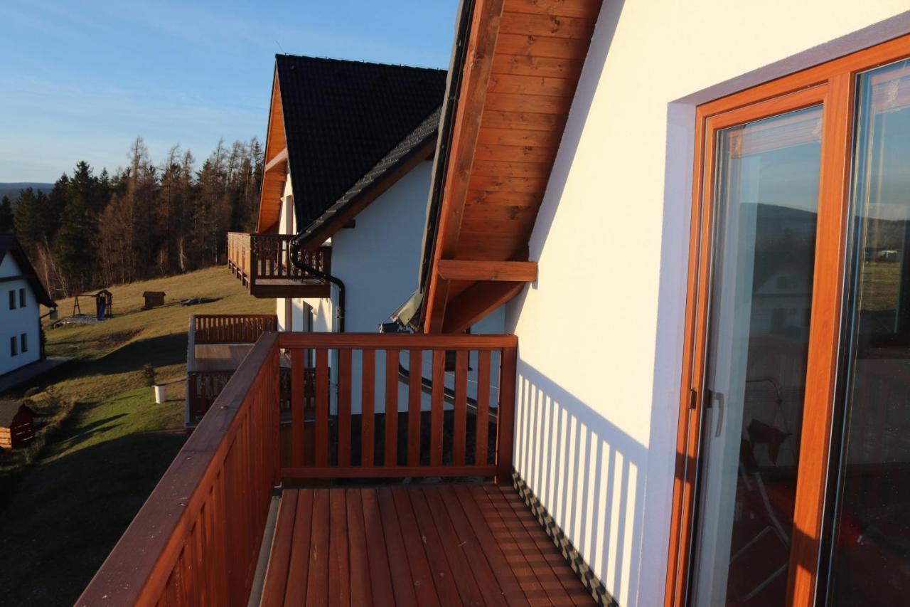 Horske Apartmany Na Pastvinach Vaclavov u Bruntalu ภายนอก รูปภาพ