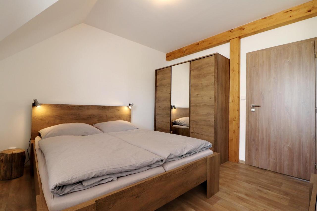 Horske Apartmany Na Pastvinach Vaclavov u Bruntalu ภายนอก รูปภาพ
